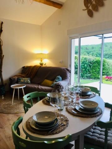 Holiday home Combet Climatise Avec Jacuzzi Marsanne